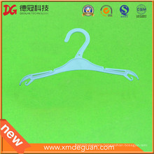 Colorful Plastic Clothing Hanger for Child